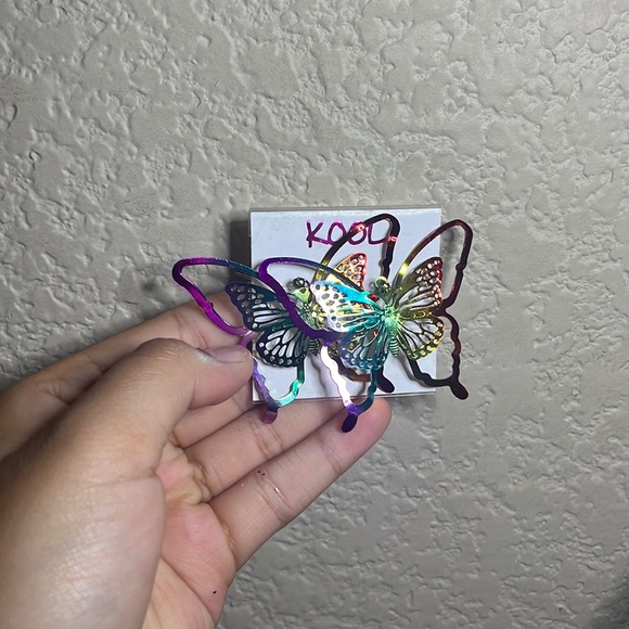 Beautiful, unique butterfly earrings - Picture 1 of 2